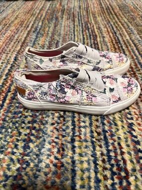 Blowfish Malibu Kids Floral Slip-On Sneakers - Pink & White